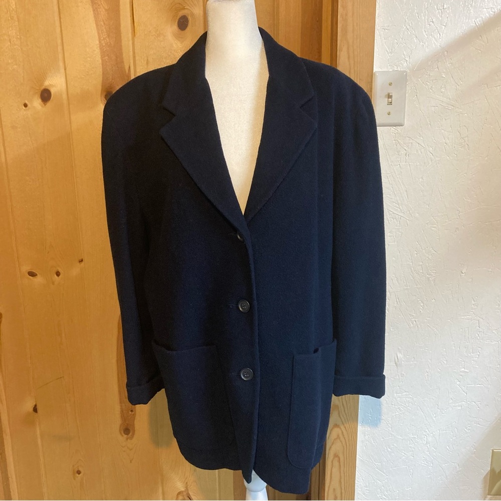 Chaus Women’s Wool Nylon lined Navy Blue Size 14 Car Coat Pockets Spot Left Arm